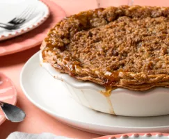 Peach_Crumble_Pie_landscape