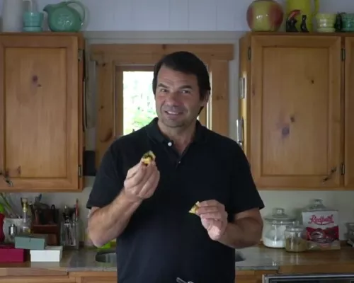 Mini Fruit and Nut Tarts with Nik from Weekend at the Cottage